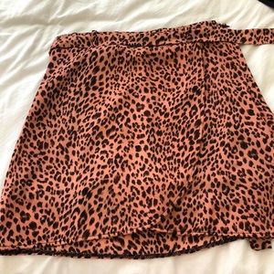 Forever 21 pink cheetah skort